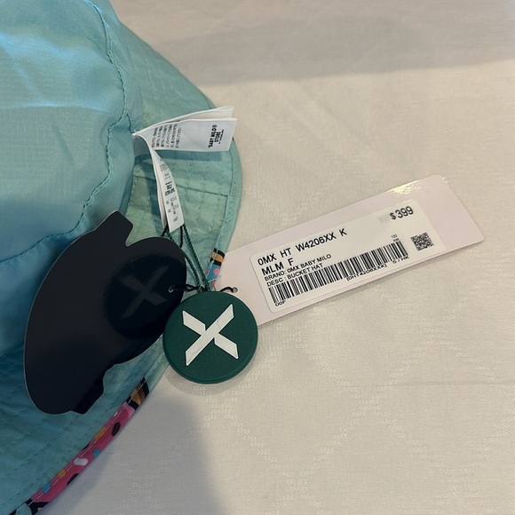 BAPE Baby Milo #2 Reversible Bucket Hat donut doughnuts NWT - Picture 4 of 4